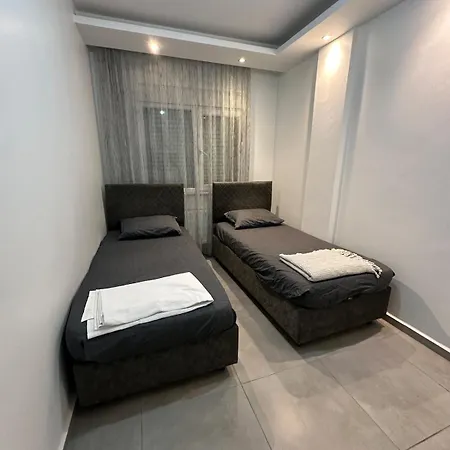 4 Odali Espark, Haller, Train Station Area Apartamento *