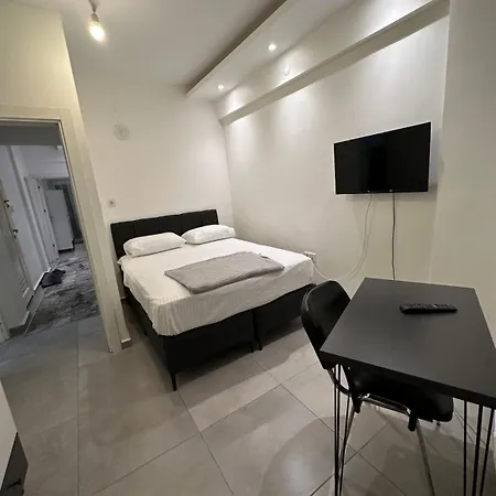 Apartamento 4 Odali Espark, Haller, Train Station Area *